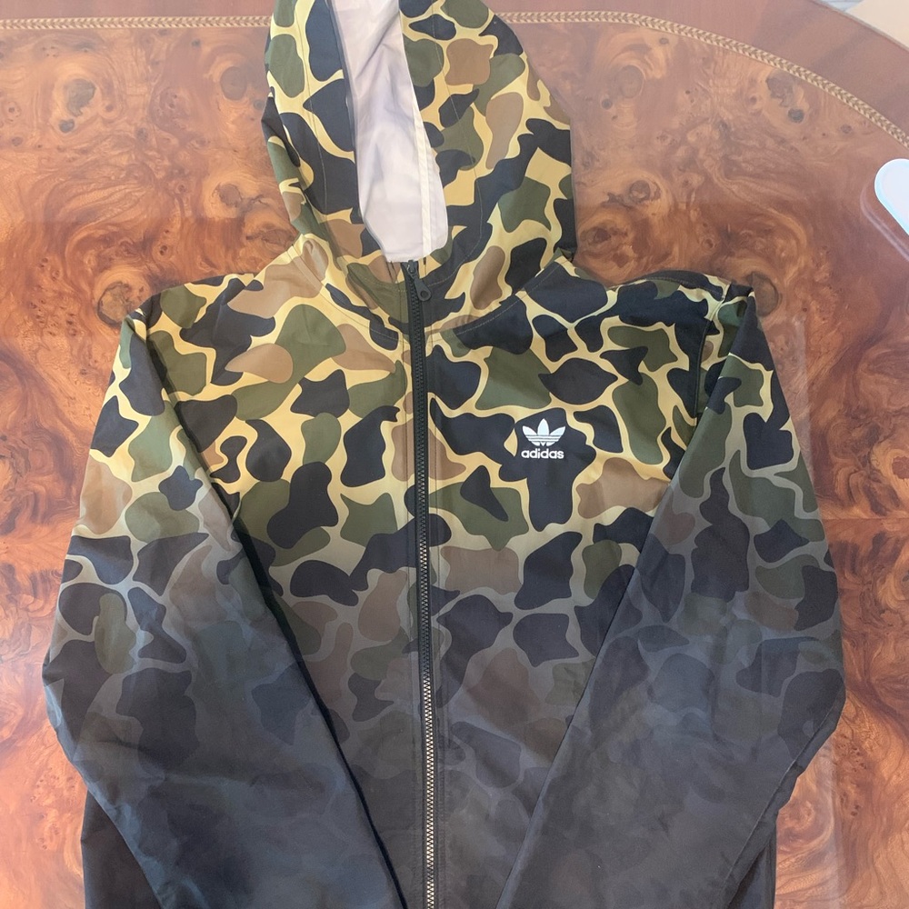 Adidas windbreaker! Size M
